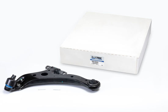 Picture of FRONT CONTROL ARM AND BALL JOINT ASSEMBLY LEFT FOR CAMRY 2.5 2010 by TOYOTA
